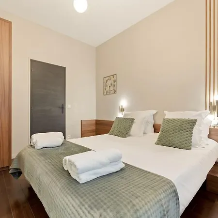Refait A Neuf -8 Personne -paris Apartament